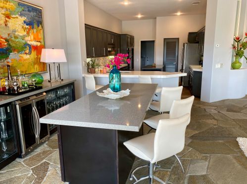 88 Kavenish Dr, Rancho Mirage CA  92270-3247 exterior