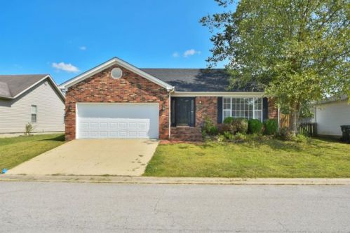 114 Dale Hollow Dr, Georgetown, KY 40324-2813