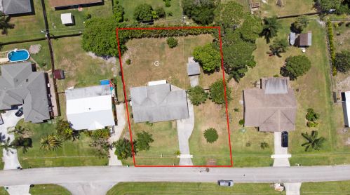 650 Majestic Ter, Fort Pierce, FL 34983-3812