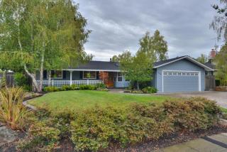 828 Nisqually Dr, Sunnyvale, CA 94087-4215