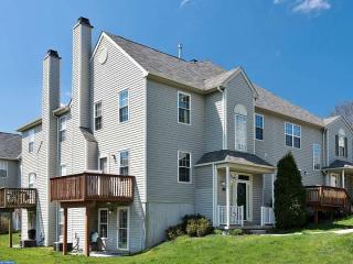 819 Dilworth Ln, Collegeville, PA 19426-3971