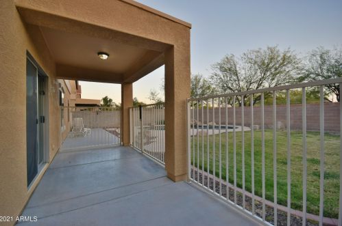 17837 Port Royale Ln, Sun City, AZ 85388-7591