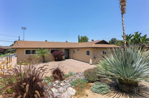 1970 Granite Hills Dr, El Cajon CA  92019-2043 exterior