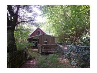659 Blue Springs Rd, Elizabethton, TN 37643-5514