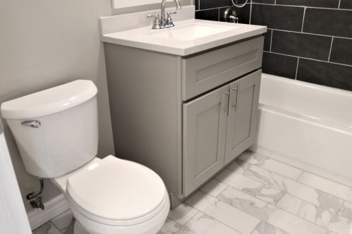 327 Erwin St, Rialto CA  92376-6018 exterior