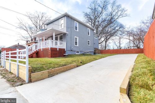 5220 Dix St, Washington DC  20019-6646 exterior