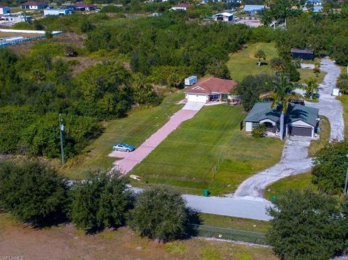 4333 20th Ave, Naples FL  34116-6409 exterior