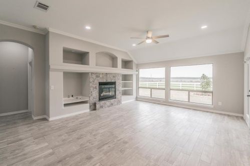 9301 Perimeter St, Denton TX  76207-5636 exterior