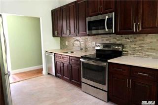 271 Rosevale Ave, Hauppauge, NY 11779-3031