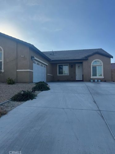 13224 6th Ave, Victorville, CA 92395-5367