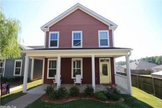 8 Regents Park, Benton, AR 72022-8378