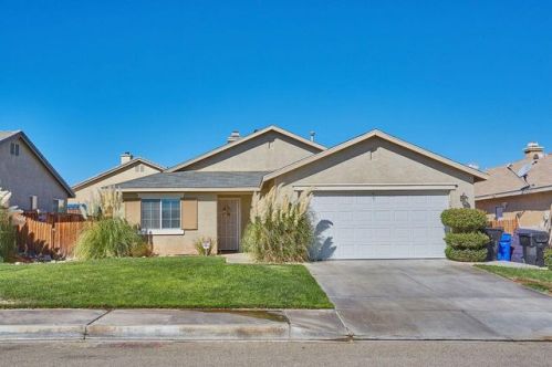 13630 Fern Pine St, Victorville, CA 92392