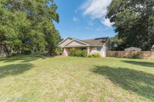2275 Singleton Ave, Mims, FL 32754-3301