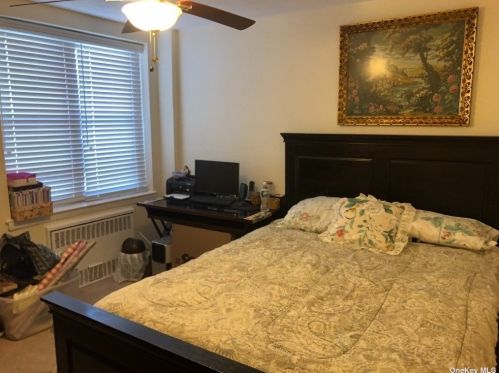 320 Atlantic Ave, East Rockaway NY  11518-1142 exterior