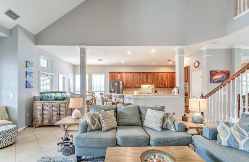 413 Islebay Dr, Ruskin FL  33572-3332 exterior