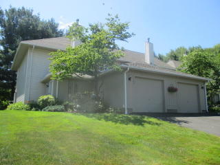 189 Bass Ln, Suffield, CT 06078-1956