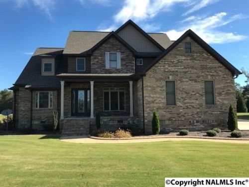 35 Heron Dr, Gadsden, AL 35901-7709