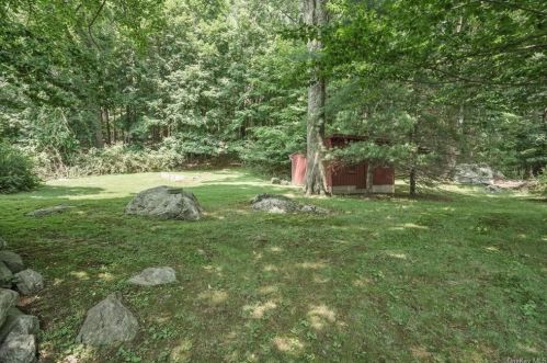 540 Union Valley Rd, Mahopac NY  10541-3972 exterior