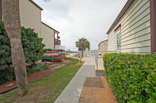 308 Miracle Strip Pkwy, Fort Walton Beach FL  32548-5217 exterior