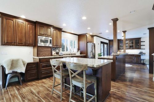 235 Meyenberg Ave, Ripon CA  95366-2921 exterior