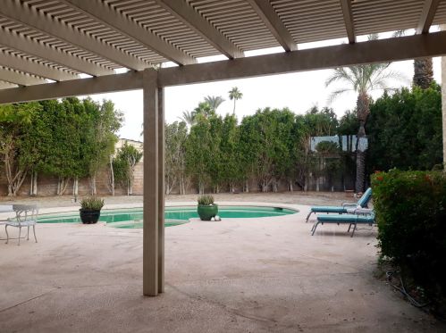 28 Lincoln Pl, Rancho Mirage CA  92270-1927 exterior