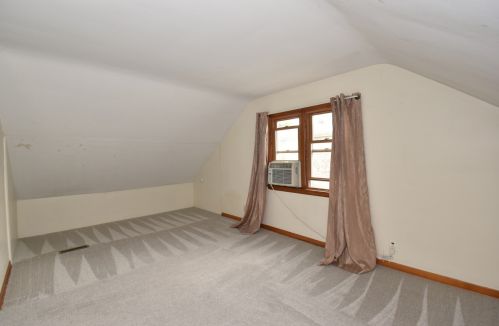 8330 Portland Ave, Milwaukee WI 53213-3018 exterior