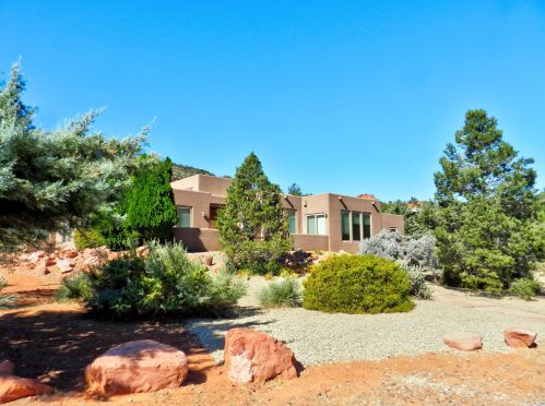 220 Sun Up Ranch Rd, Sedona, AZ 86351-7549