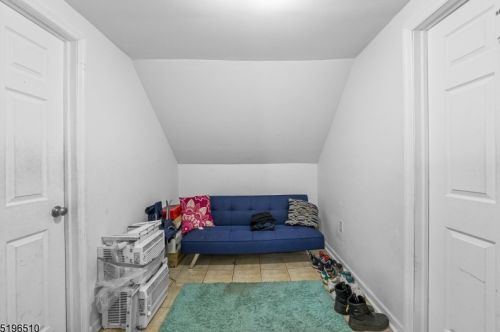 287 Sanford St, East Orange NJ  07018-1018 exterior