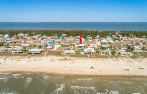 841 Gorrie Dr, Saint George Island FL  32328-2911 exterior