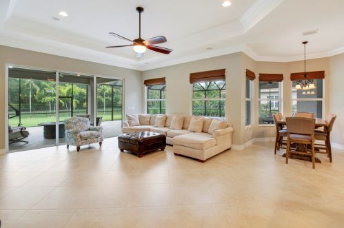 7906 Arbor Crst Way, West Palm Beach FL  33412-2467 exterior