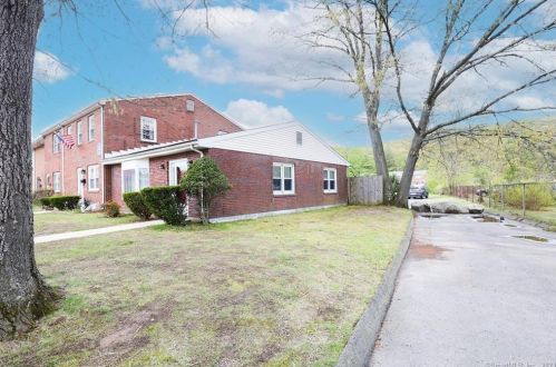 424 Lake Ave, Bristol, CT 06010-7392