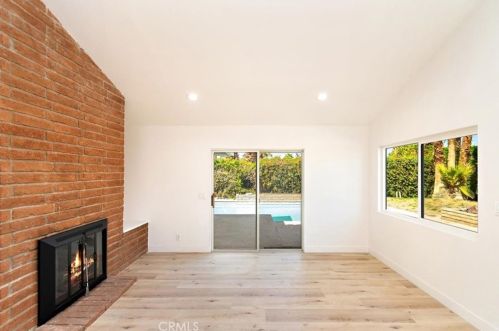 3408 Loma Vista Cir, Palm Springs CA  92264-3528 exterior