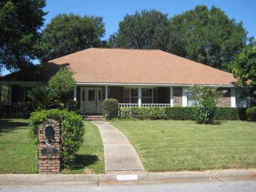 4401 La Jolla, Pensacola, FL 32504-7839