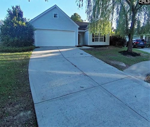 108 Phoenix Ln, Lexington, SC 29072-7160