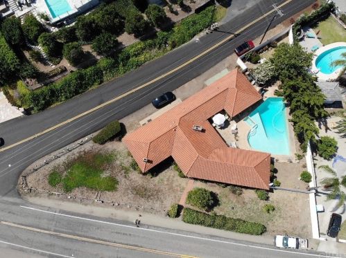10255 Fuerte Dr, La Mesa, CA 91941-4383