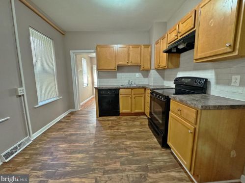 1124 Green St, Boothwyn PA  19061-4523 exterior