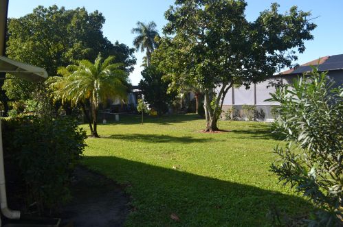 14765 Wood Lodge Ln, Delray Beach, FL 33484-3566