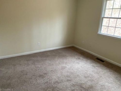 2109 Glenside Dr, Greensboro NC  27405-1611 exterior