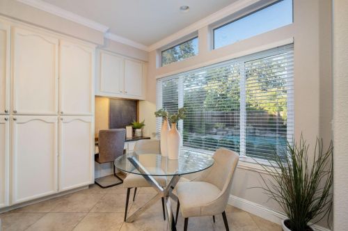 111 Burrill Dr, Folsom CA  95630-2270 exterior