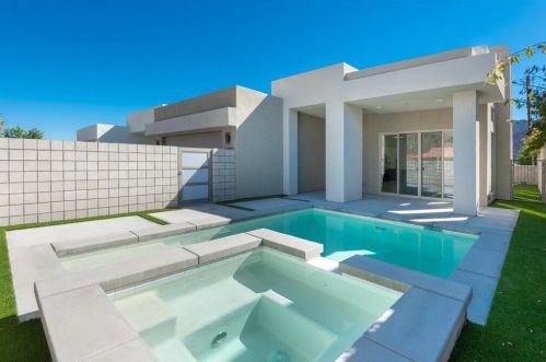 54640 Avenida Juarez, La Quinta CA  92253-3722 exterior