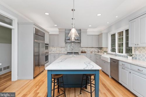 644 Southridge Dr, Navy Sup Dpt PA  17055-6025 exterior