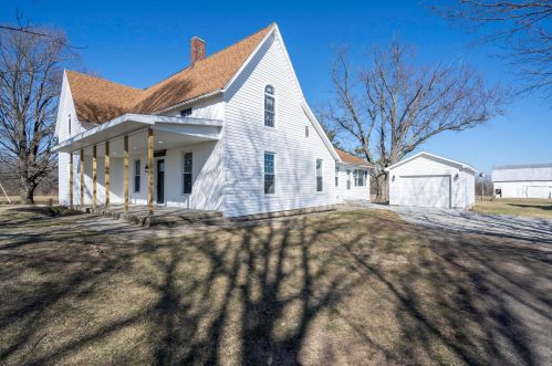 3255 White Rd, Washington Court House OH  43160-9223 exterior