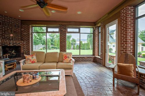 7 Mckinley Ave, Blenheim NJ  08012-5355 exterior