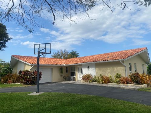 4225 Magnolia St, West Palm Beach, FL 33418-3927