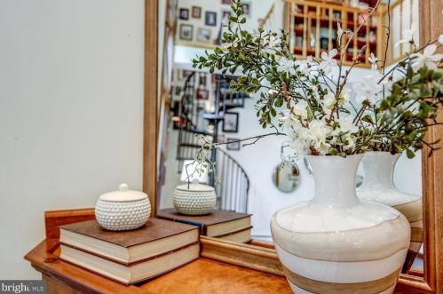 210 Hoernerstown Rd, Hummelstown PA  17036-9503 exterior