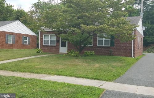 208 Bacon Ave, New Castle, DE 19720-2605