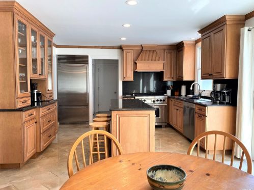 210 Northfield Ln, Southold NY  11971-3930 exterior