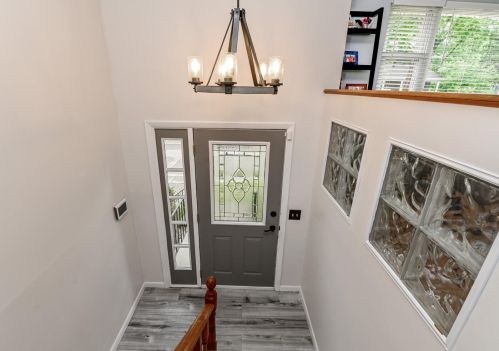 44 Bonnie Ln, Newport, KY 41075-2532