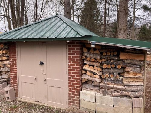 619 Flanigan Rd, Listonburg PA  15424-2029 exterior