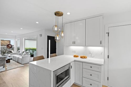 516 Baywood Ave, San Jose CA  95128-4601 exterior